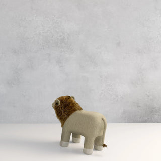 Lion Knitted Stool Vesta