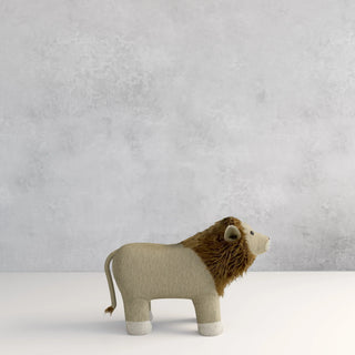 Lion Knitted Stool Vesta